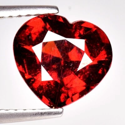 Granate de rodolita roja AAA de 2,85 quilates - Piedras preciosas sueltas naturales sin tratar Tanzania Foto 1 de 3