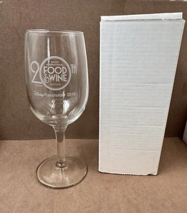 Disney Epcot 20. Essen & Wein Festival 2015 Passhalter Weinglas 6" hoch - Bild 1 von 4