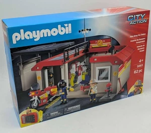 PLAYMOBIL 5663 City Action Feuerwehrstation zum Mitnehmen Feuerwehr Motorrad NEU - Bild 1 von 10