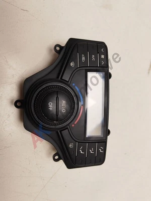 HYUNDAI I30 FD MK1 2007-2012 Digital Climate Control Heater AC Control Panel - Image 1 of 4