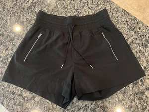 Athleta Women’s Camden High Waist Black Shorts Size 4 ~ Excellent Condition - Picture 1 of 7
