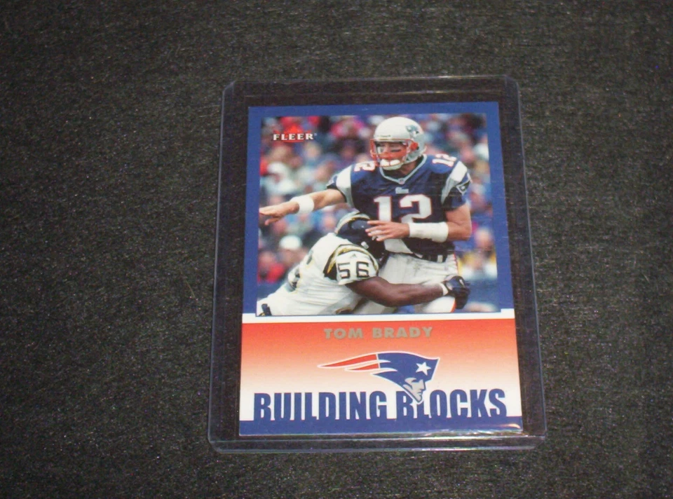 TOM BRADY Patriots 2002 Fleer Football #256 Building Blocks 2nd Year  - Image 1 of 1
