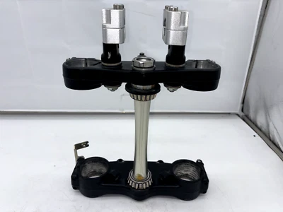 2011 KAWASAKI KX250F TRIPLE TREE FORK CLAMP BRIDGE STEERING STEM FORK - Image 1 of 4