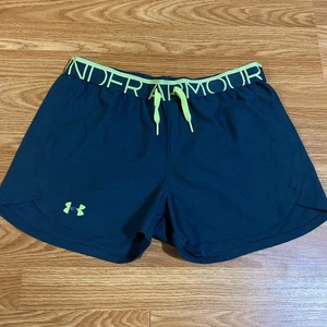 Damen Under Armour Shorts Gr. M grün - Bild 1 von 4