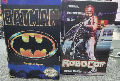 Boneco de ação e videogame NECA Robocop Ultimate Robocop 7" Batman 8 bits - Imagem 1 de 4
