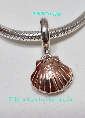 Charm pendente ARGENTO S925  Conchiglia Con Perla Coltivata 2023 - Immagine 1 di 4