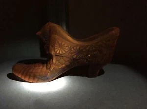 Vintage Fenton Bernstein Gänseblümchen und Knopf Katzenkopf Schuh Hausschuhe Cadmium Glas - Bild 1 von 14