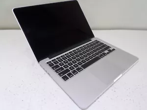 Apple MacBook Pro 2015 - Intel i5-5257U, display difettoso, senza SSD - RICAMBI - Foto 1 di 9