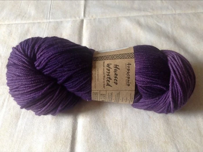 Araucania Huasco tonal ~ 100% merino wool ~ WW ~ 100 grms / 218 yds ~ 316 grape - Image 1 of 1