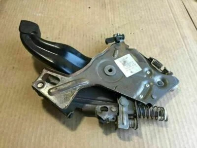 VOLKSWAGEN TOUAREG 2004 PEDAL DE FREIO DE ESTACIONAMENTO DE EMERGÊNCIA FÁBRICA - Imagem 1 de 4