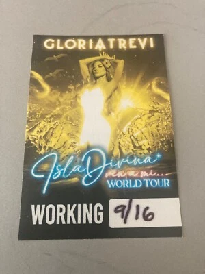 Gloria Trevi world Tour Isla Divina Calient working back stage pass - Image 1 of 3