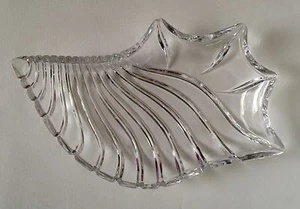 Clear Lead Crystal Serving Dish - Candy/Nuts/Fruit/Dip - Shell Design Nachtmann - Picture 1 of 7