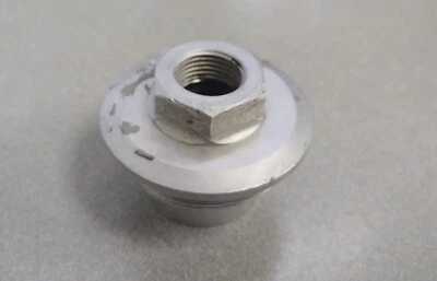 ENCHUFE DE MONTAJE INTERRUPTOR DE PRESIÓN DE ACEITE DE ALUMINIO USADO ORIGINAL PORSCHE 928 Foto 1 de 4