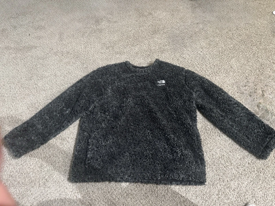 THE NORTH FACE X SUPREME FLEECE - Image 1 of 3