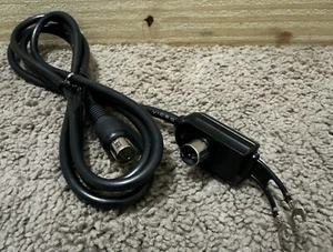 Cavo antenna coassiale TV VCR 5 PIEDI 300 / 75 Ohm nero made in Japan - Foto 1 di 4
