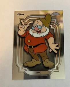 Topps Disney Chrome 2024 — Doc 8 Base - Bild 1 von 2