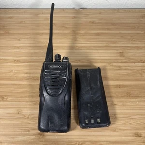 USED Kenwood TK-3302U-K UHF 16Ch Radio w/Battery AND Antenna - Picture 1 of 4