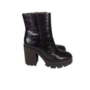 Schutz Boots Gwendoline Crocodile Embossed Leather Brown Heel Boots Size 7.5B - Photo 1/10
