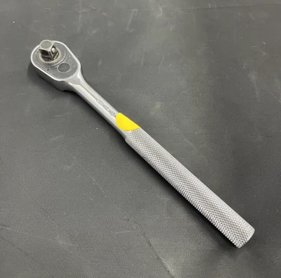 Mac Tools 3/8" Drive Knurled Pear-Head Ratchet XR8K - 8” Long - Image 1 of 4