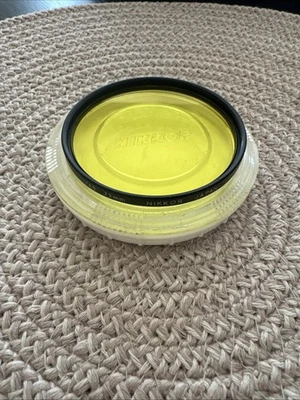 Nikon Nikkor Yellow (Y48) 72mm Filter in Case Black Rim - Image 1 of 4
