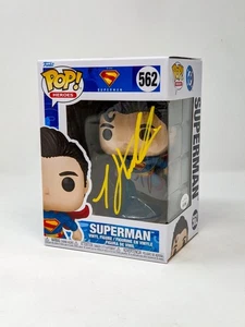 Tyler Hoechlin Superman #562 Signed Funko Pop JSA Certified Autograph - Picture 1 of 7