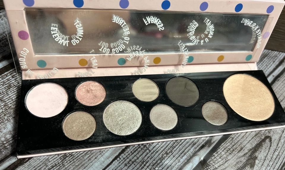 MAC Prissy Princess Palette Eyeshadow Limited Edition Discontinued - Image 1 of 2
