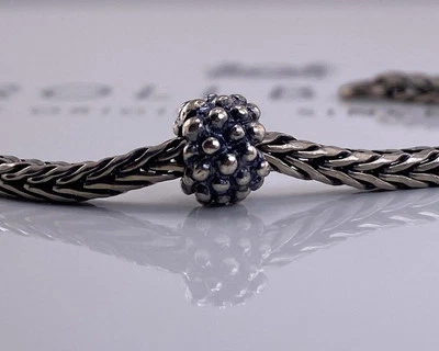 Cuentas retiradas Trollbeads Small Berry Foto 1 de 4