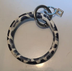 Oventure Big O Key Ring Bracelet Keychain Wristlet Animal Cheetah Print Brown - Picture 1 of 2
