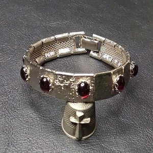 Vintage Silver Tone Bracelet Whit Wine Color Glass Cabochon. 16.503 - Picture 1 of 8