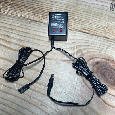 Cargador de batería Futaba Direct Plug In Clase 2 FBC-19B E Foto 1 de 4