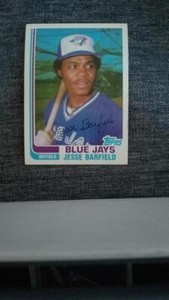 JESSE BARFIELD 1982 Topps #2T  READ FOR $1 PROMO RULE  B17R1S22P6