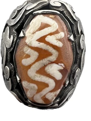 Antica perla di agata eched saziata su anello vintage in argento fatto a mano... - Immagine 1 di 4