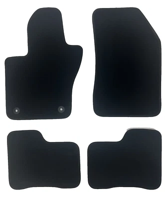 Комплект из 4 черных напольных ковриков 18-21 Jeep Renegade GSX MOPAR 07356831510 от оригинального производителя - Изображение 1 из 2