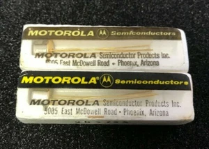 Transistor de unión bipolar MOTOROLA 2N3734, tipo NPN, TO-5, CABLES LARGOS DORADOS  - Imagen 1 de 1