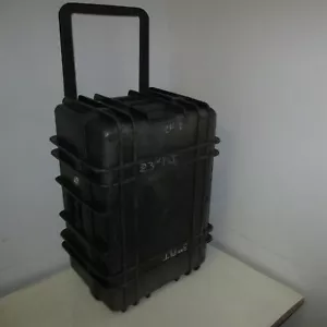30x21x16 Underwater Kinetics Load Out UK Watertight Industrial Wheeled Hard Case - Picture 1 of 12