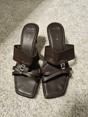 Italian Shoemakers Sandals Womens 8 T-Strap Slides Brown Faux Leather Open Toe - Image 1 of 4
