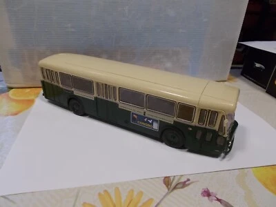 hachette sc1/43 autobus berliet pcs 10 (manca uno spechietto) - Immagine 1 di 3