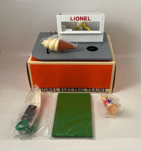 🌟Lionel Trains 6-12719 Animated Refreshment Ice Cream Stand, Trackside Building - Picture 1 of 5