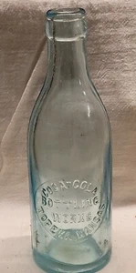 BOTELLA LATERAL RECTA RAÍZ AZUL HIELO COCA COLA TOPEKA KANSAS EN RELIEVE EN SLUG - Imagen 1 de 10