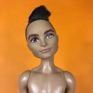 Rare Modern Ever After High Hunter Huntsman Emo Punk Boy Male Fashion Doll 12" - Picture 1 of 7