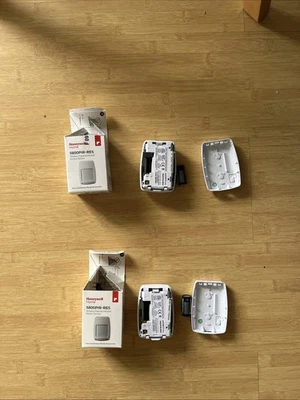 Two 5800PIR-RES ADEMCO HONEYWELL WIRELESS MOTION DETECTOR 80LB PET IMMUNE NEW - Image 1 of 3