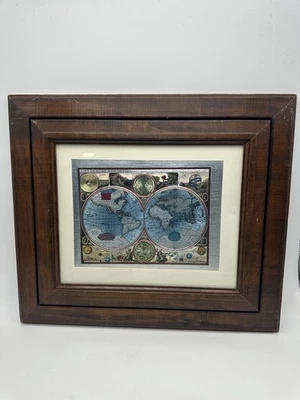 Mapa do mundo emoldurado vintage – Hemisfério duplo – 14,5” x 12,5” – Estilo antigo - Imagem 1 de 4