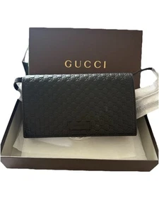 NEW & AUTHENTIC Gucci Microguccissima Soft Black Wallet Crossbody - Picture 1 of 9