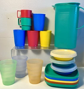 Lot Vintage Tupperware Toys Children's Play Dish Drink Kids Set - Picture 1 of 19