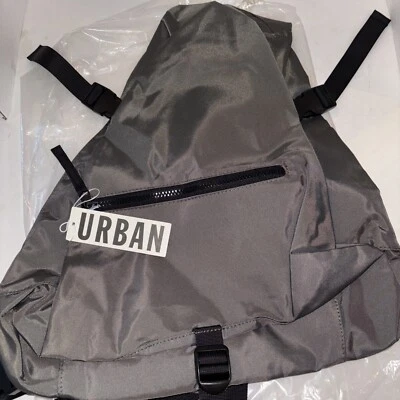 Bolso Bandolera Urban Outfitters City en Gris 20”x16”x6” con Correa Trasera NUEVO Bolso para Libros Foto 1 de 4