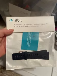 Fitbit Versa Classic Band Navy Blue FB171ABNVS Factory Sealed NEW 1 Pack Small - Picture 1 of 3