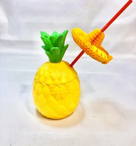 9 Pineapple Sipper Drinking Cups With Lids and Straws Hawaiian/Tiki Party - Picture 1 of 4