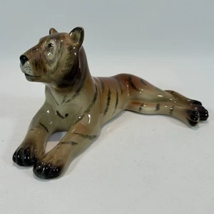 Vintage W R Midwinter Lounging Tiger Figuirine 40's 50's - Picture 1 of 14