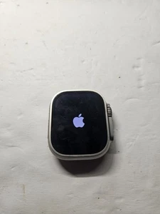 Apple Watch Ultra 49mm Titanium Case FOR PARTS - Photo 1 sur 4