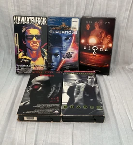 Lot of 5 Sci-Fi VHS Tapes: The Terminator, 12 Monkeys, Eraser, Signs & Supernova - Bild 1 von 3